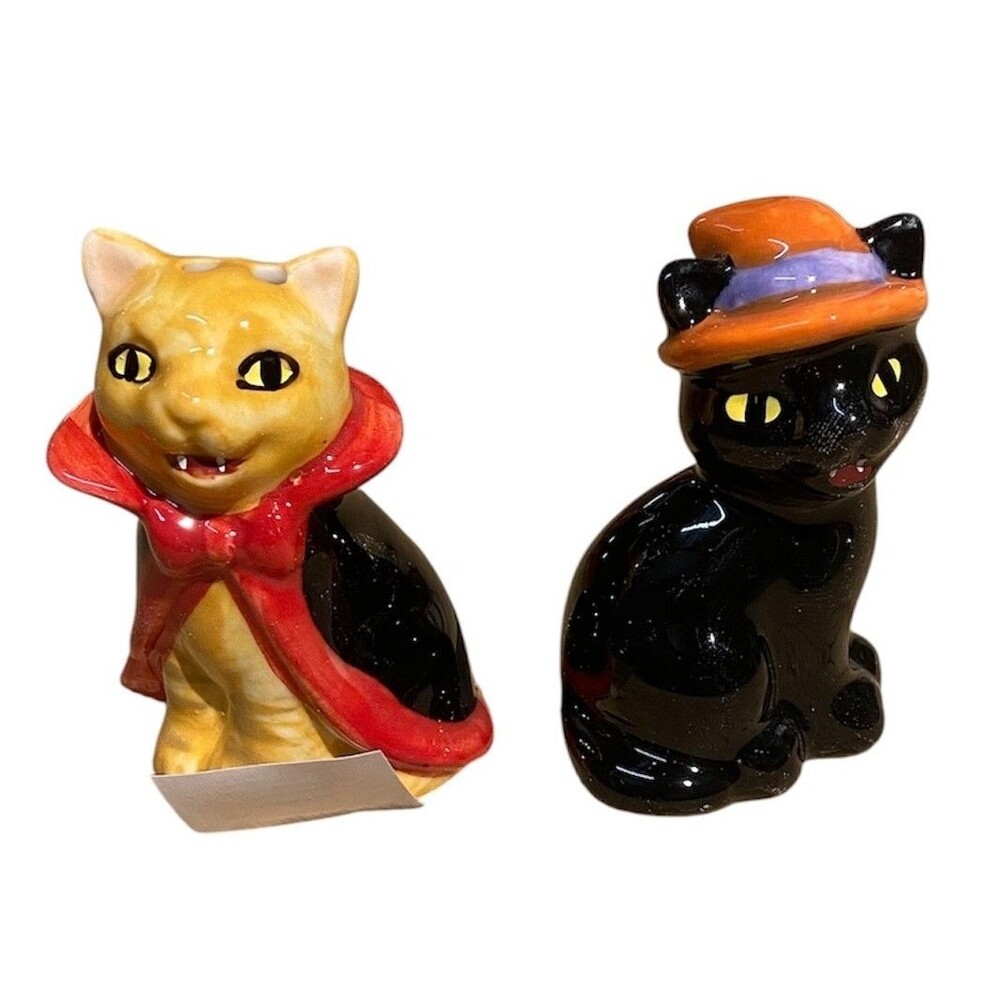 Cracker Barrel Mini Halloween Witch and Vampire Cats Salt & Pepper Shakers SP011